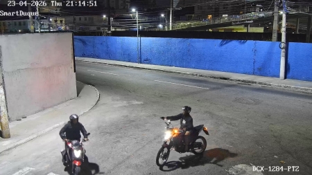 SISTEMA DE MONITORAMENTO DE CÂMERAS SMART DUQUE AJUDOU A POLÍCIA MILITAR A PRENDER 2 HOMENS FLAGRADOS ROUBANDO MOTO